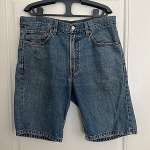 LEVIS DENIM SHORTS